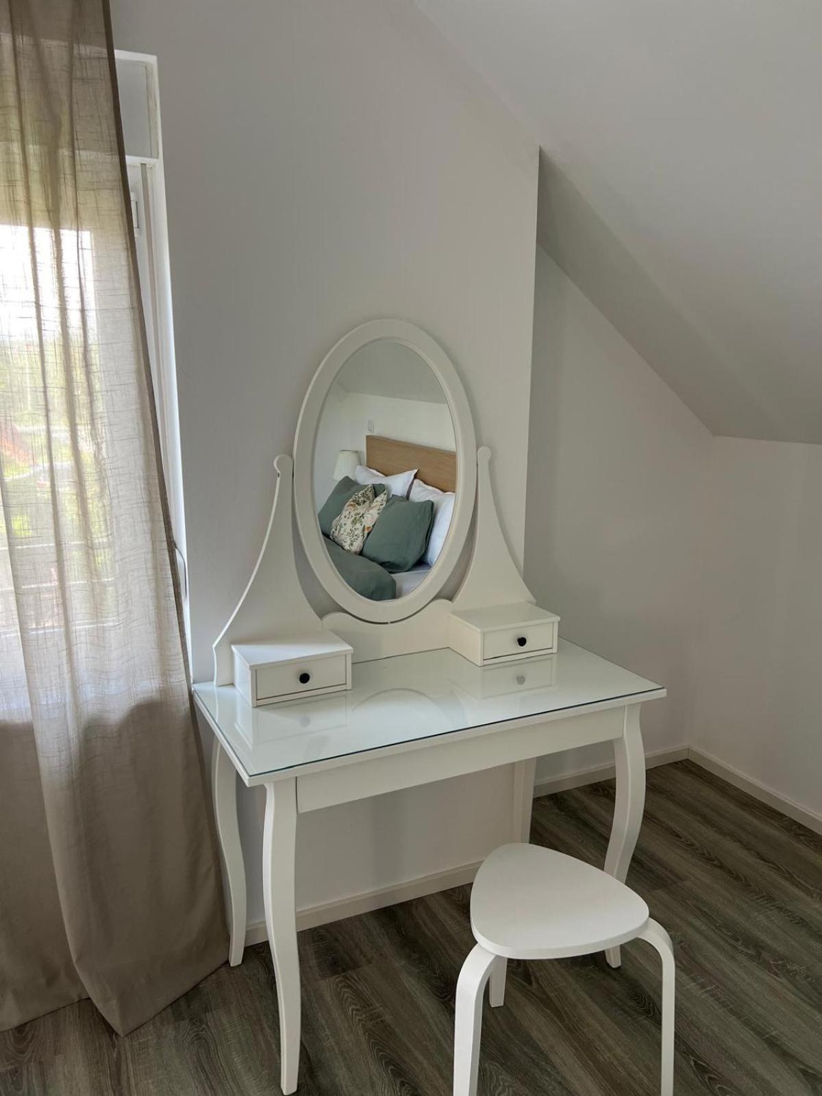 Apartman Cherry Plitvice Lakes イリノヴァク エクステリア 写真